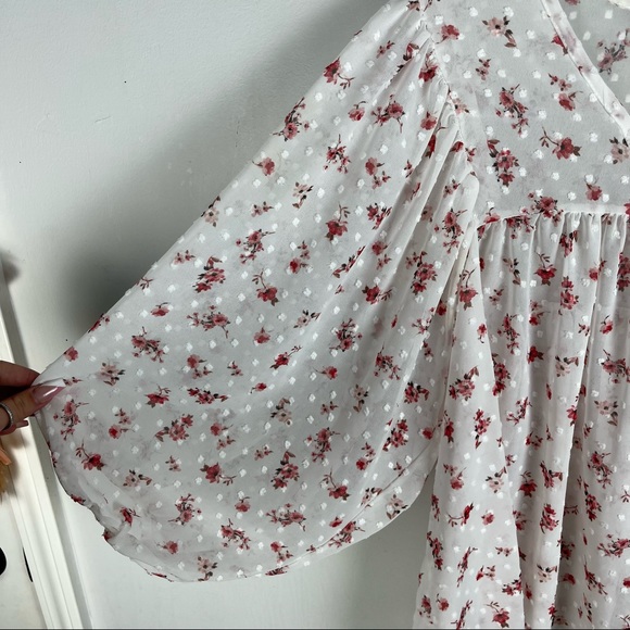 The Cove Boutique White Floral Polka Dot Chiffon Balloon Sleeve Blouse - Picture 4 of 7